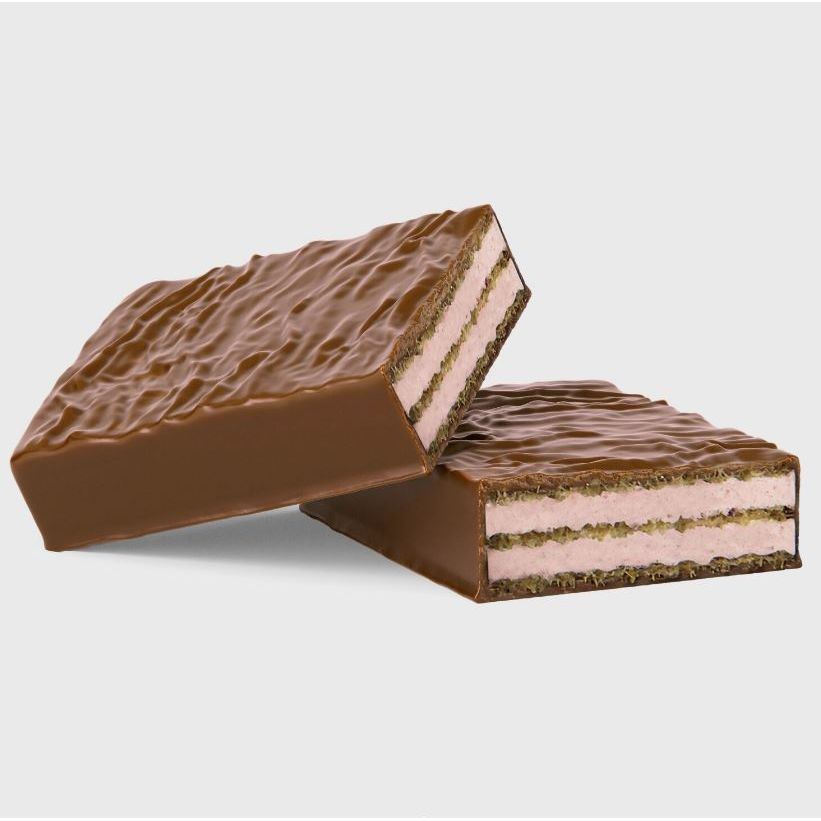 Prozis Zero Protein Wafer Cookies & Cream — white-chocolate wafer cut to show cookie cream layers