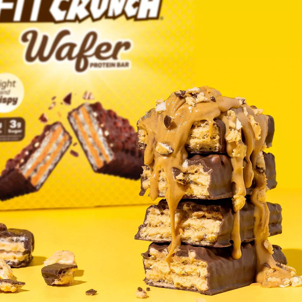 Robert Irvine's FITCRUNCH Low Sugar GF Protein Bar (1 bar) - Top Nutrition and Fitness Canada Chocolate Peanut Butter Baked Snack Bar-Mint Chocolate Chip Baked Snack Bar-Milk & Cookies Protein Bar-Chocolate Peanut Butter WAFER-Strawberry Strudel Nutrition Bar