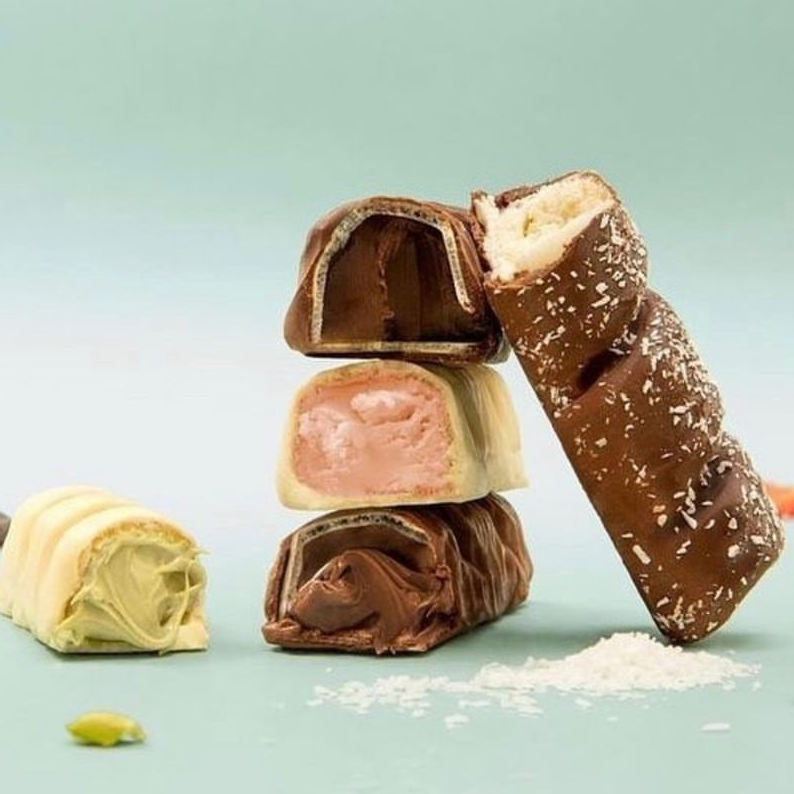 WANA Waffand'Cream "Kinder Bueno" Keto Protein Bars (1 Box of 12 Bars) 